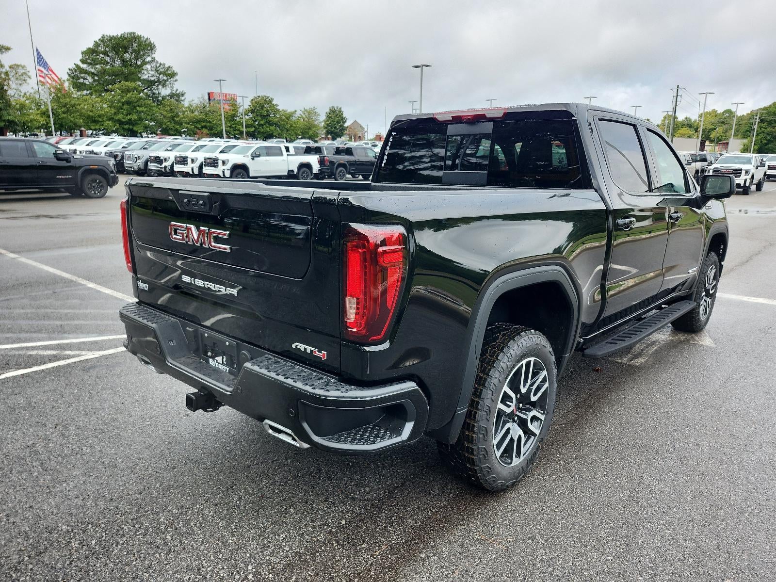 2026 GMC Sierra 1500 Crew Cab Short Box 4-Wheel Drive AT4