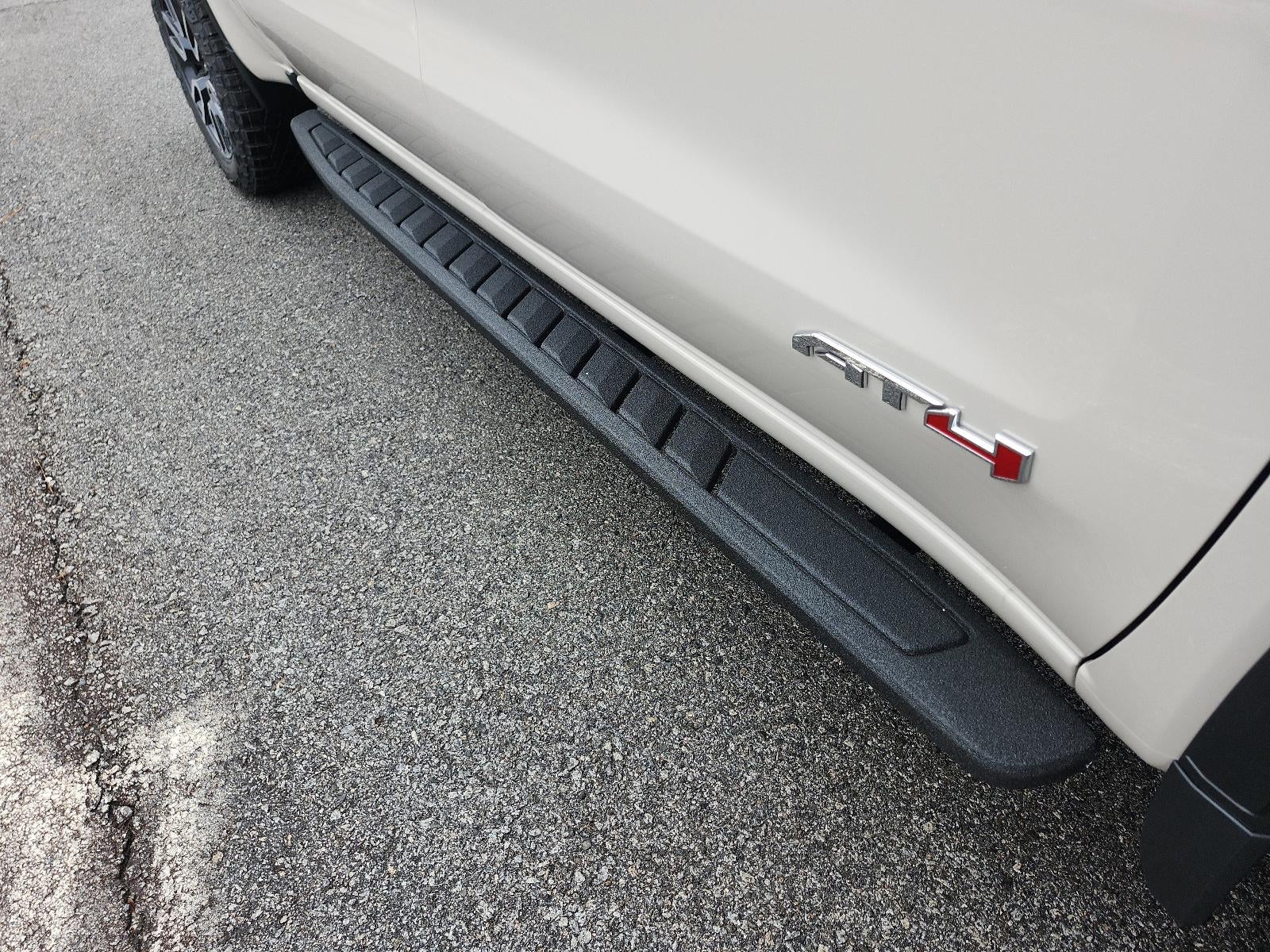 2026 GMC Sierra 1500 Crew Cab Short Box 4-Wheel Drive AT4