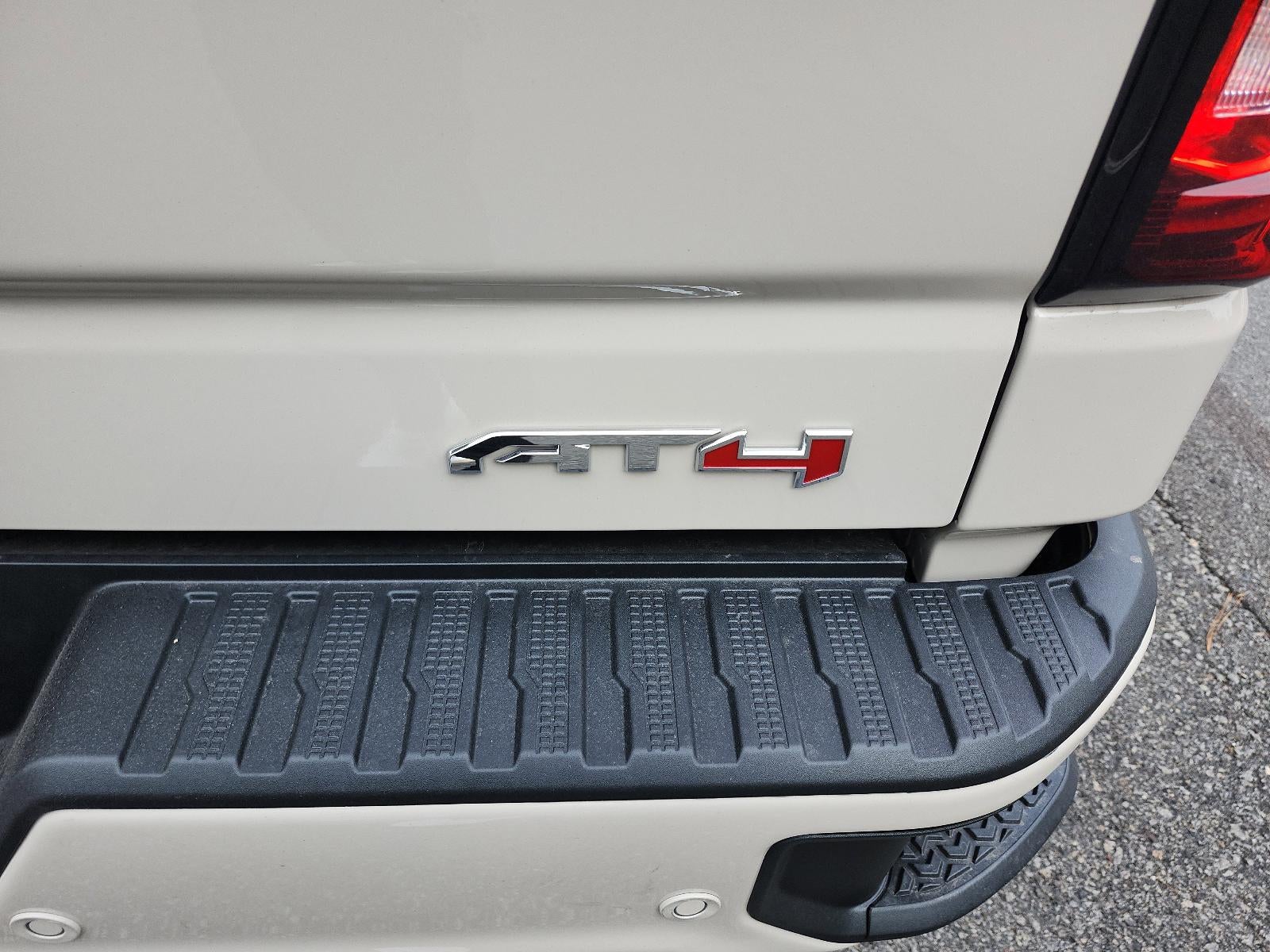 2026 GMC Sierra 1500 Crew Cab Short Box 4-Wheel Drive AT4