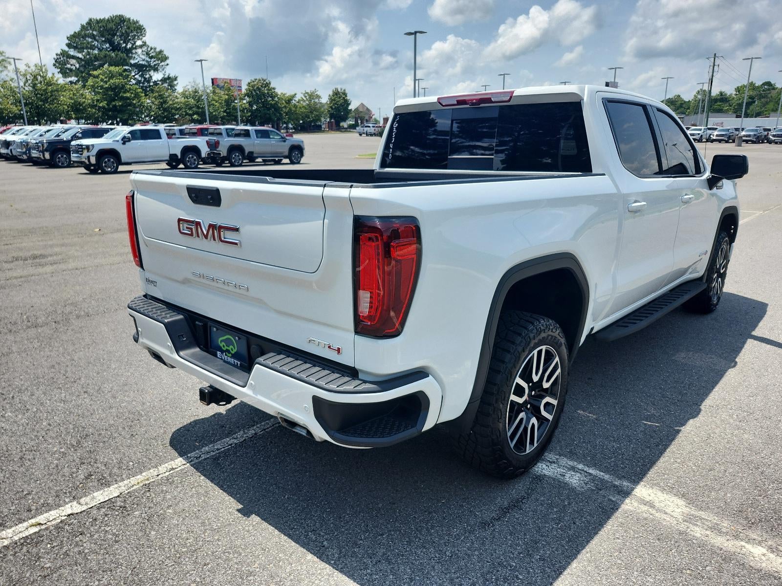 2025 GMC Sierra 1500 AT4