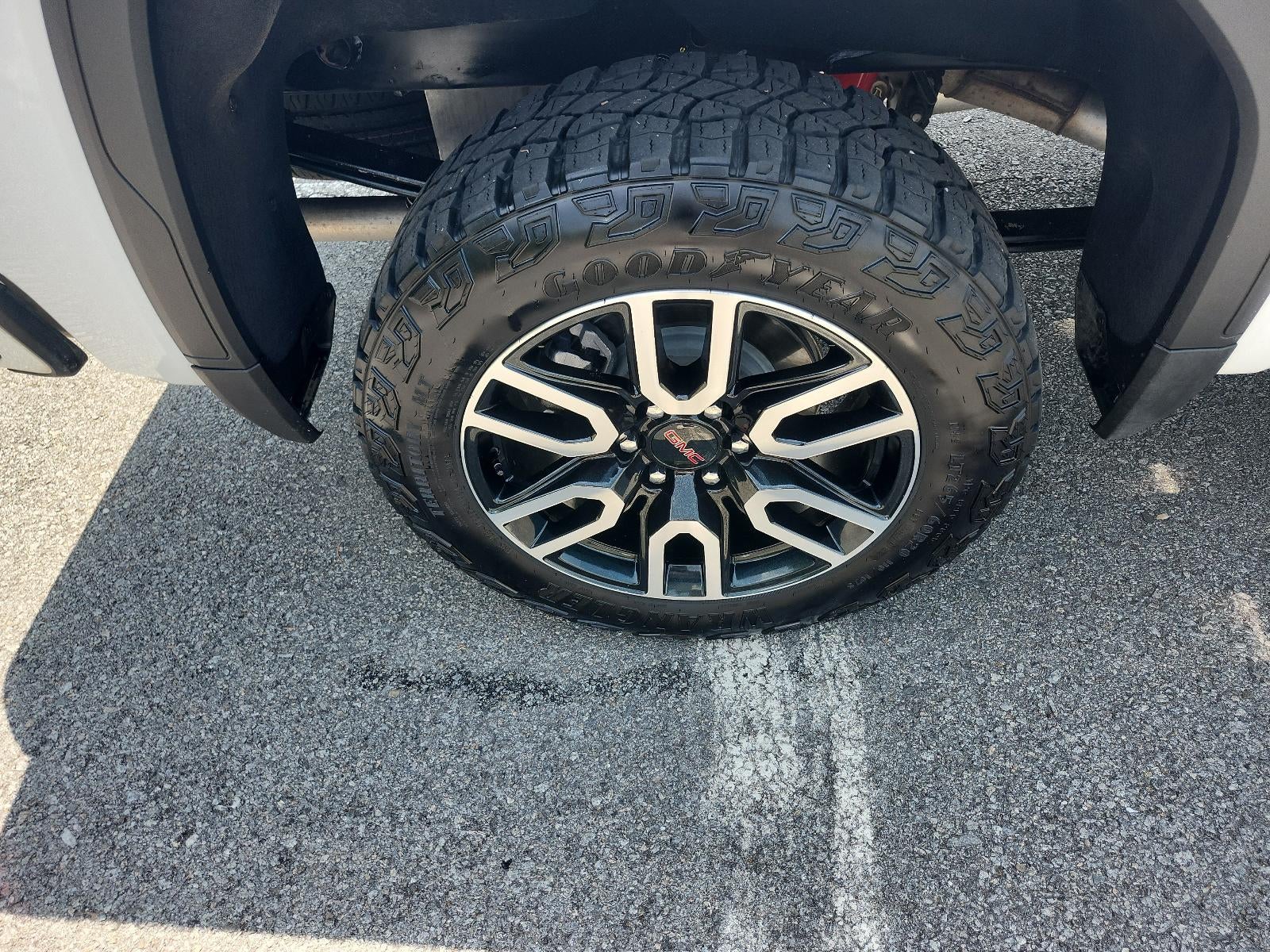 2025 GMC Sierra 1500 AT4