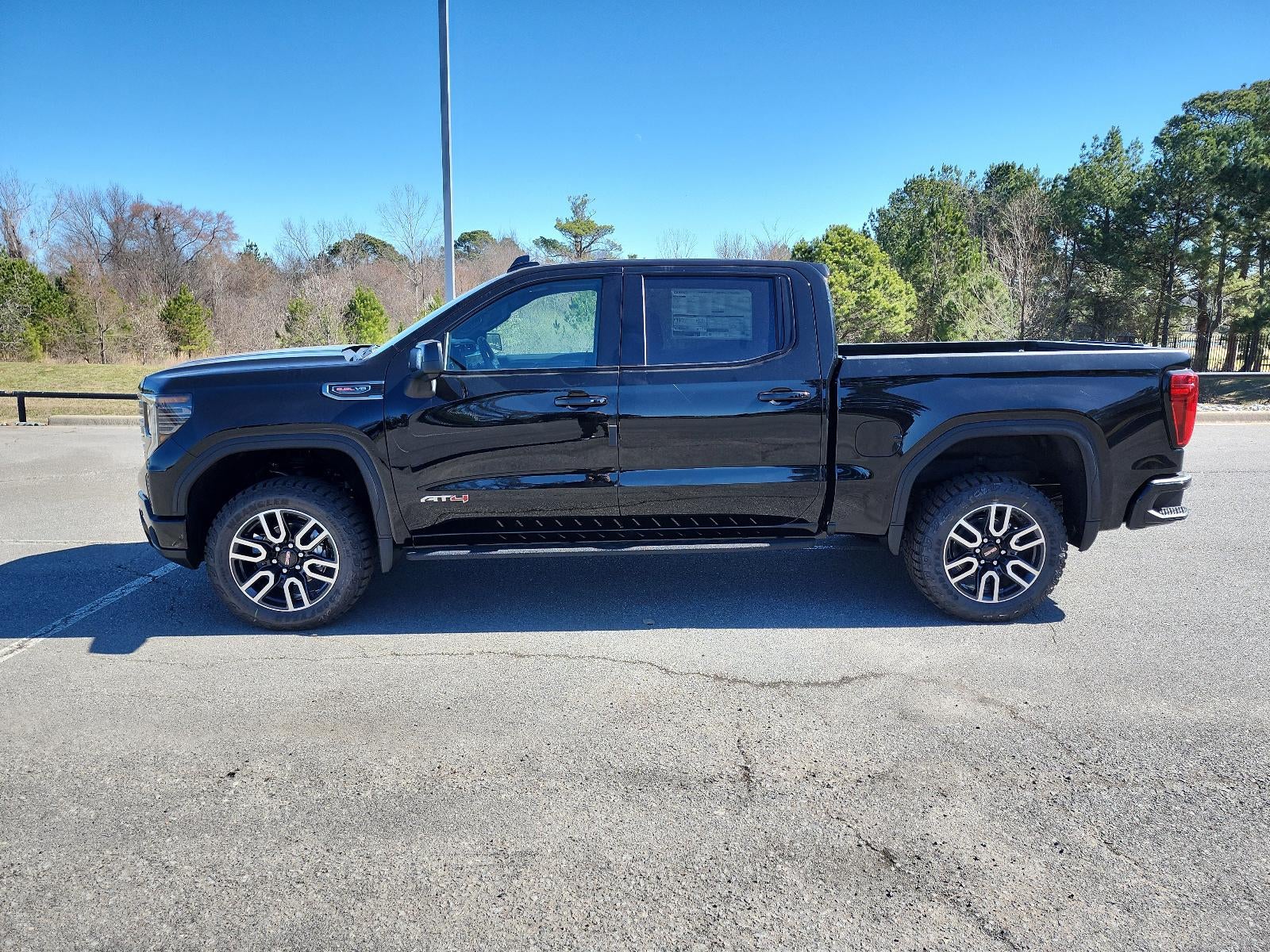 2026 GMC Sierra 1500 Crew Cab Short Box 4-Wheel Drive AT4