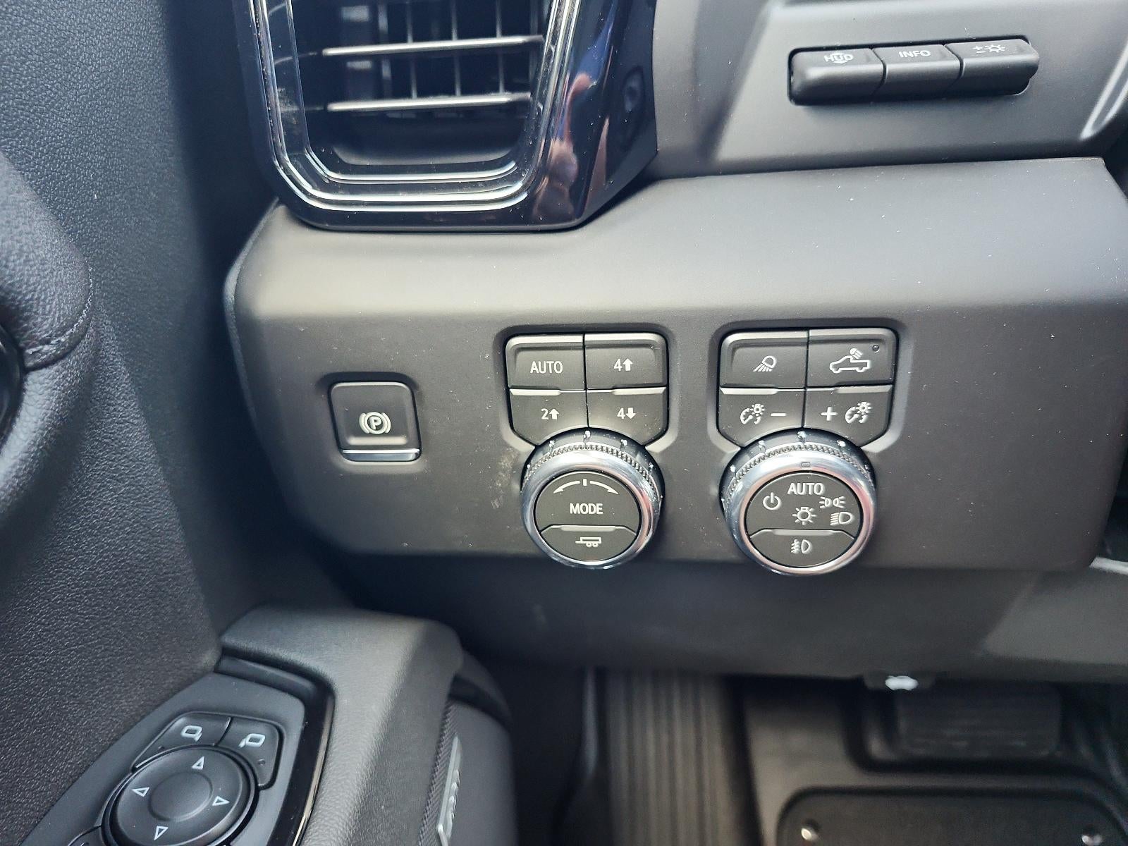 2026 GMC Sierra 1500 Crew Cab Short Box 4-Wheel Drive AT4