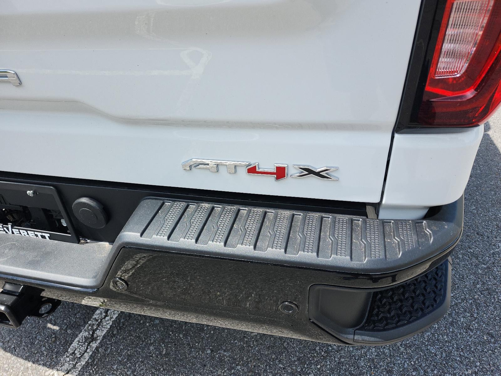 2026 GMC Sierra 1500 Crew Cab Short Box 4-Wheel Drive AT4X