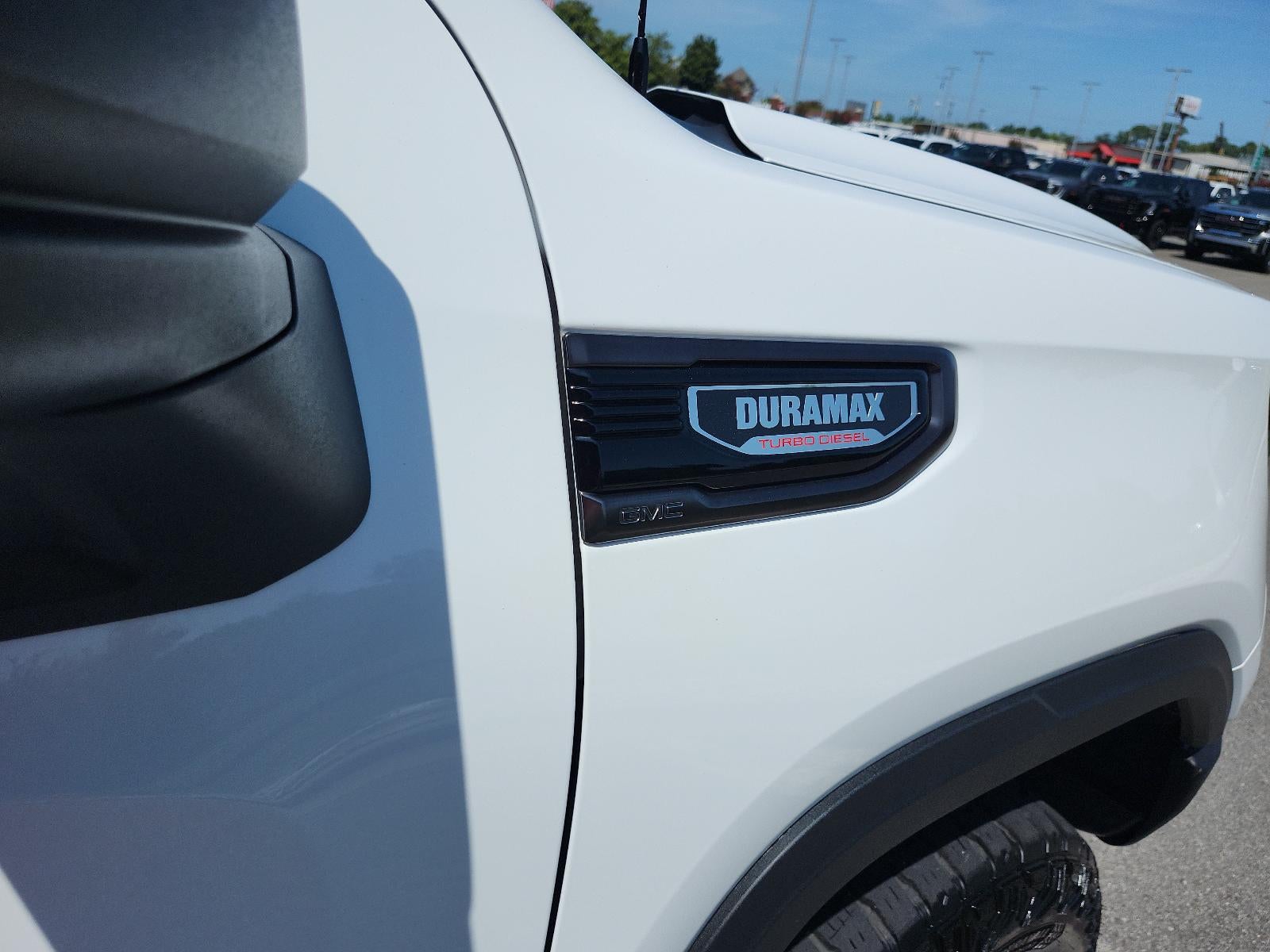 2024 GMC Sierra 1500 AT4X