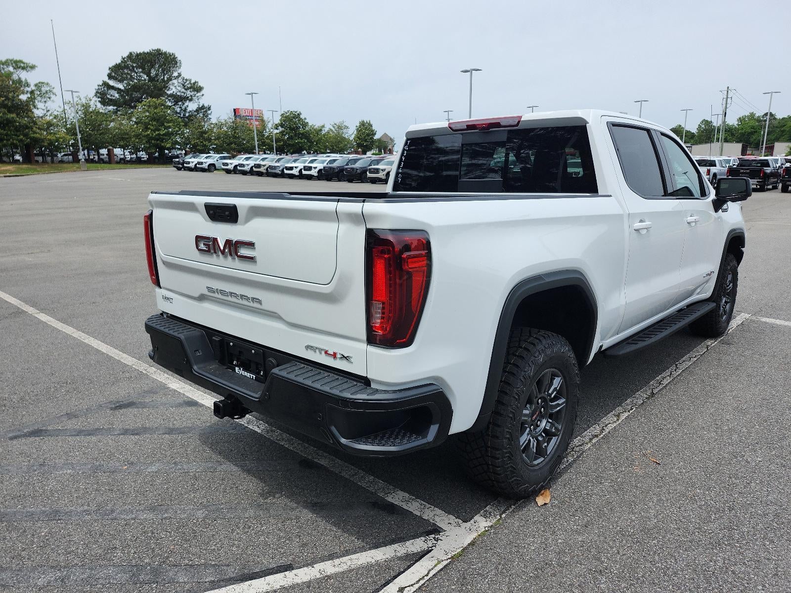 2026 GMC Sierra 1500 Crew Cab Short Box 4-Wheel Drive AT4X