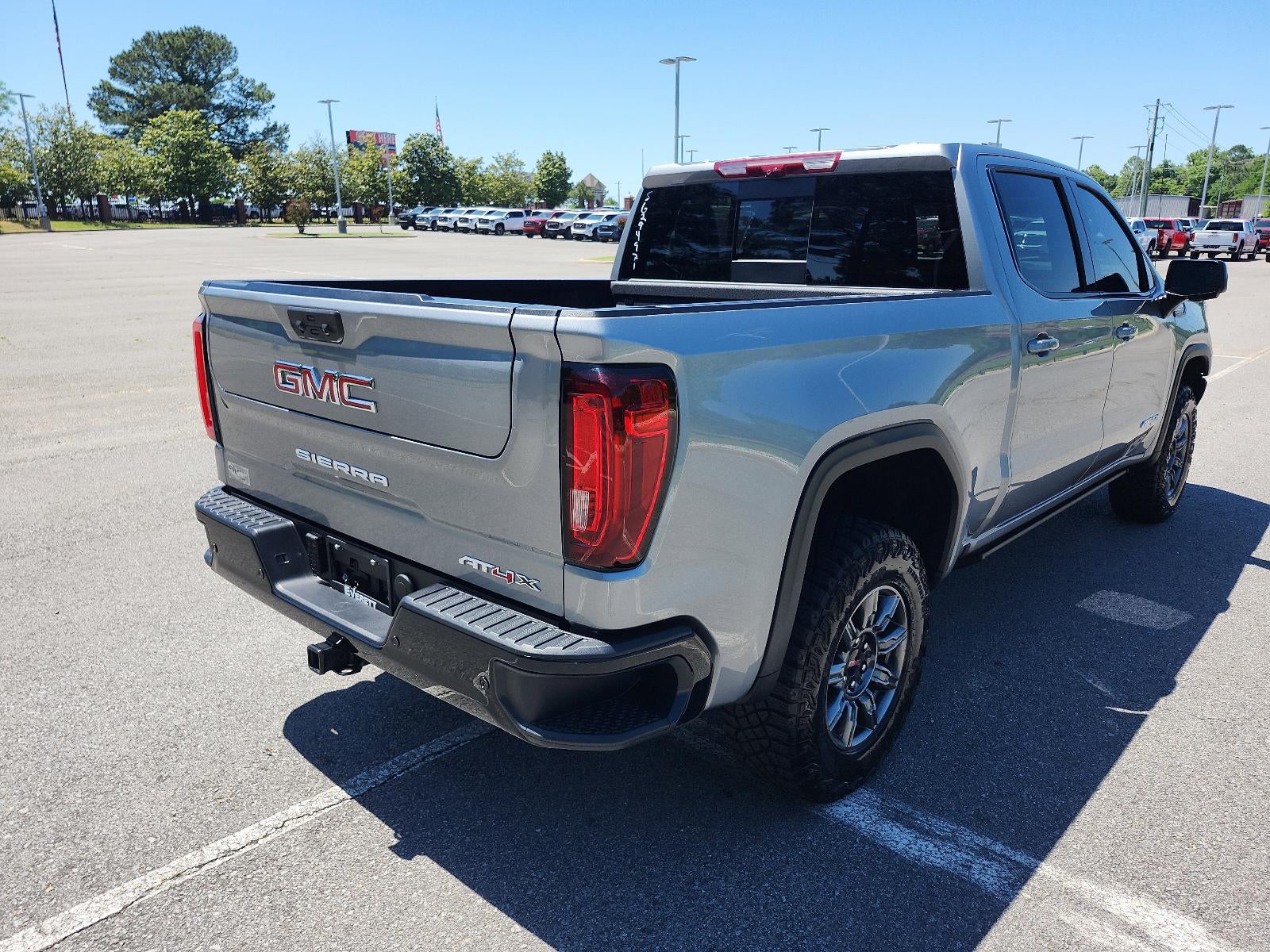 2025 GMC Sierra 1500 AT4X