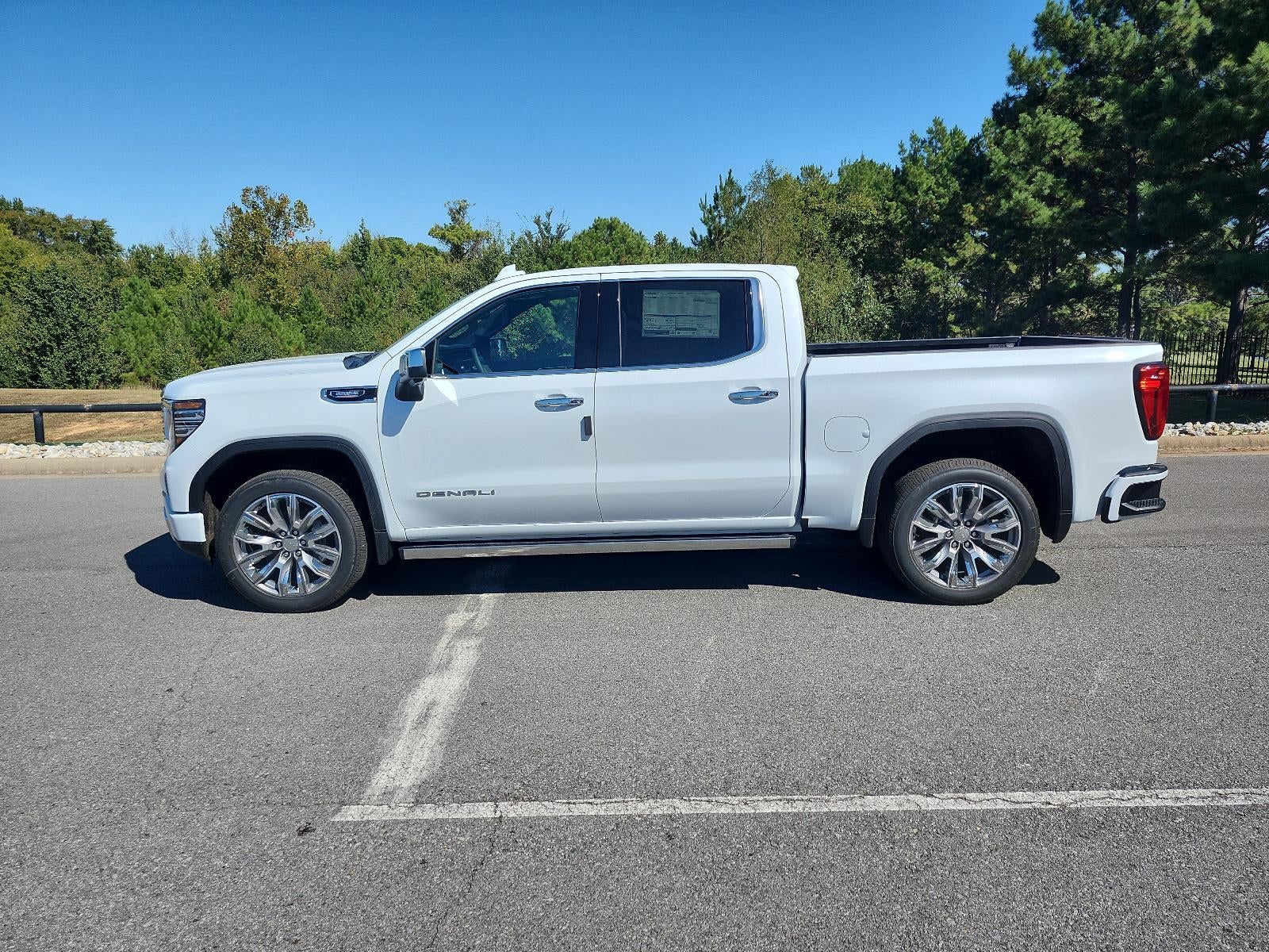 2026 GMC Sierra 1500 Crew Cab Short Box 4-Wheel Drive Denali