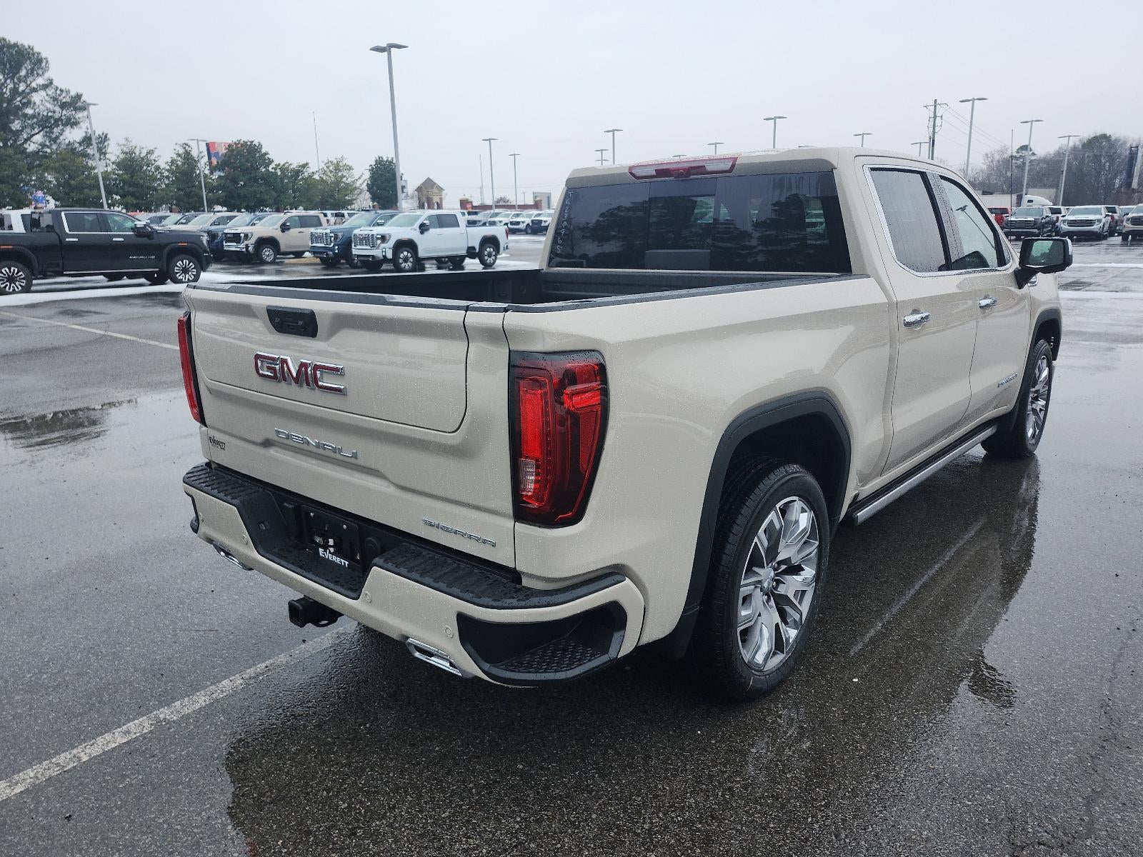 2026 GMC Sierra 1500 Crew Cab Short Box 4-Wheel Drive Denali