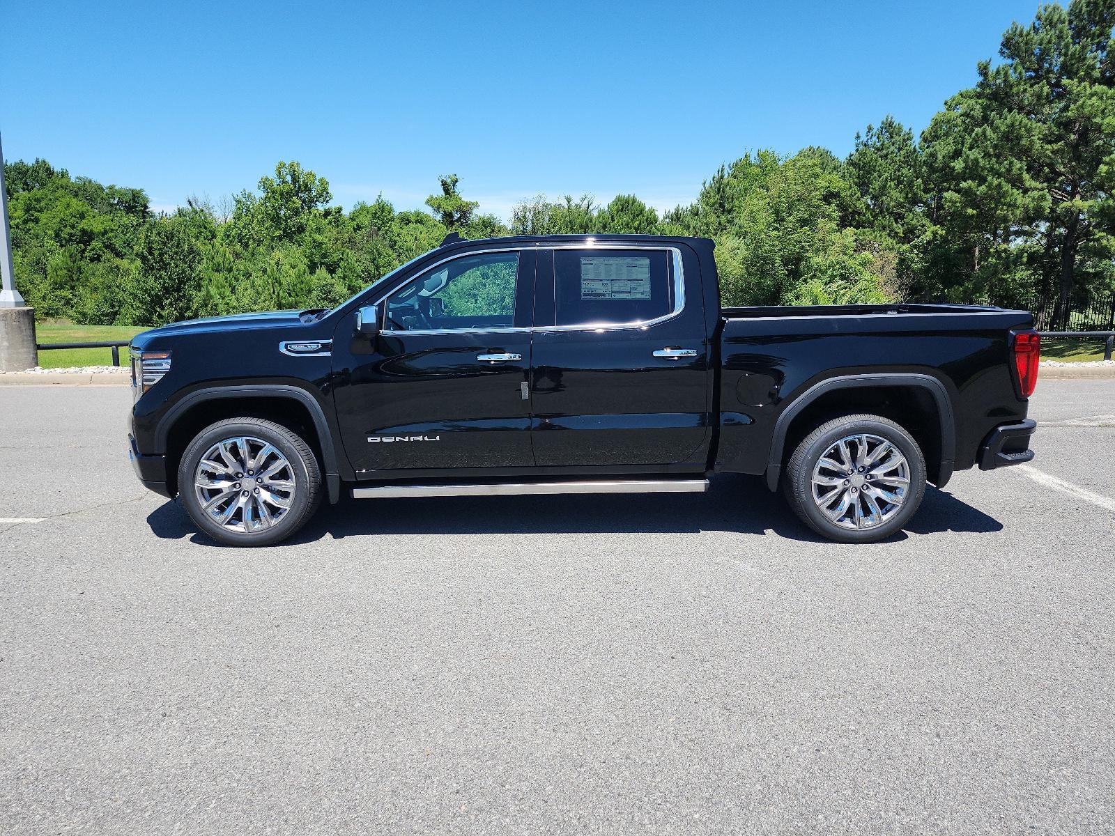 2026 GMC Sierra 1500 Crew Cab Short Box 4-Wheel Drive Denali