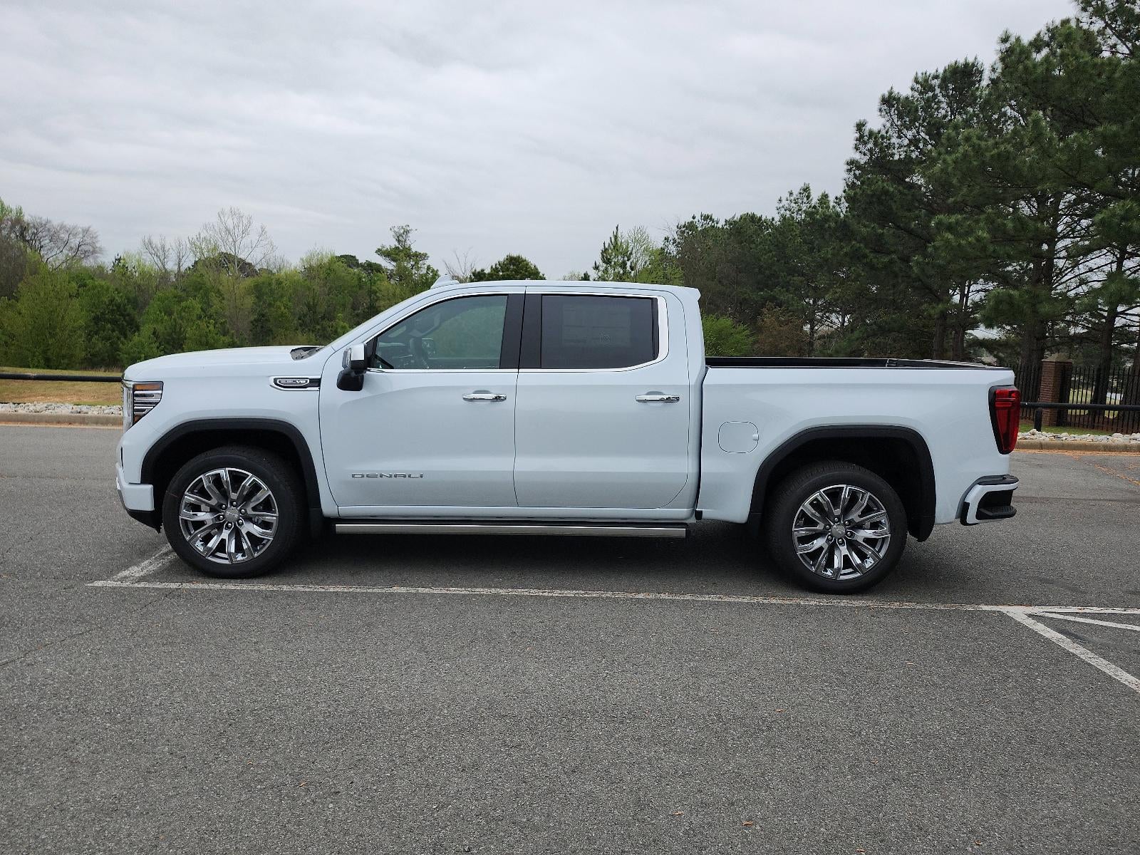 2026 GMC Sierra 1500 Crew Cab Short Box 4-Wheel Drive Denali