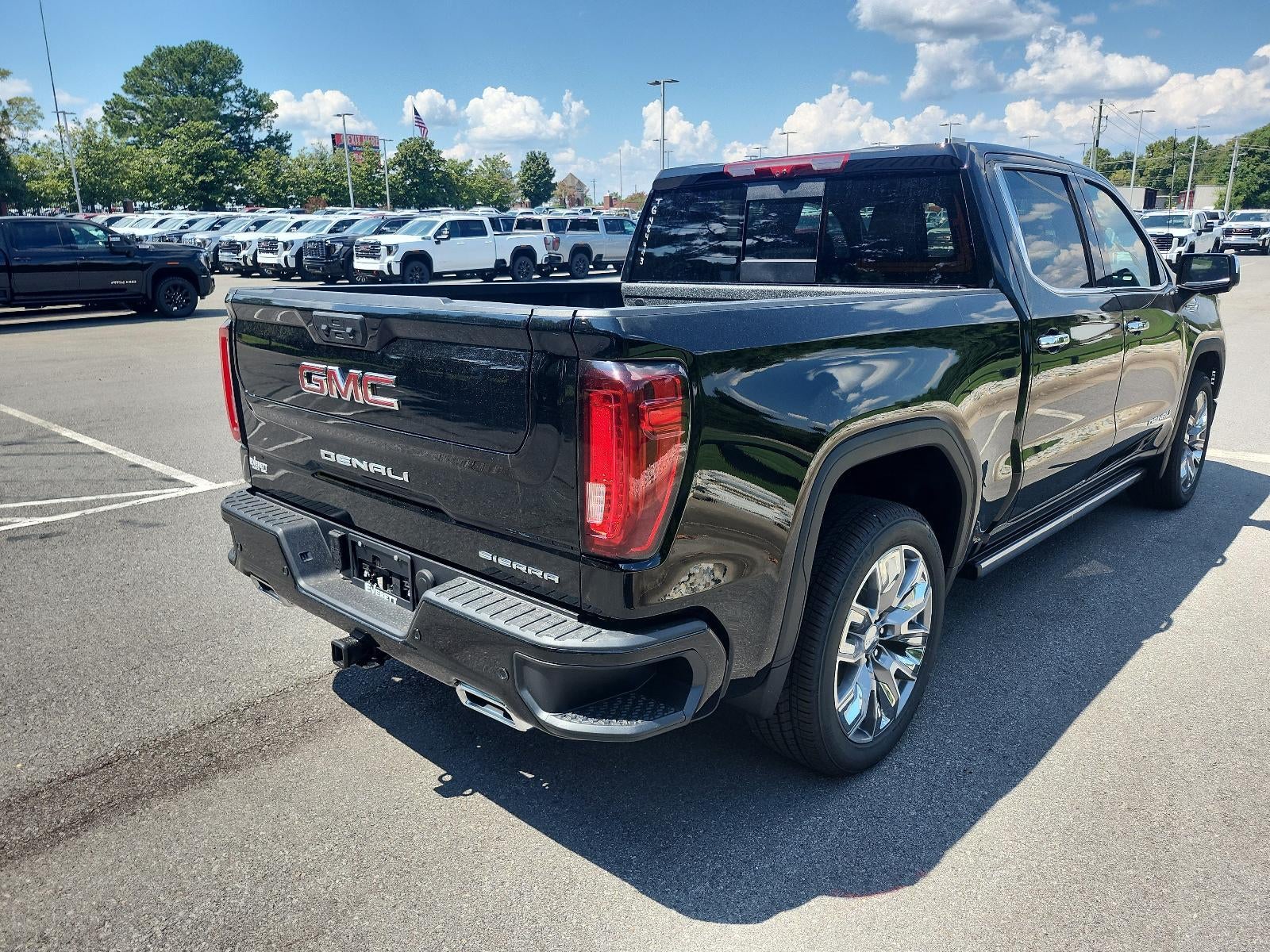 2026 GMC Sierra 1500 Crew Cab Short Box 4-Wheel Drive Denali