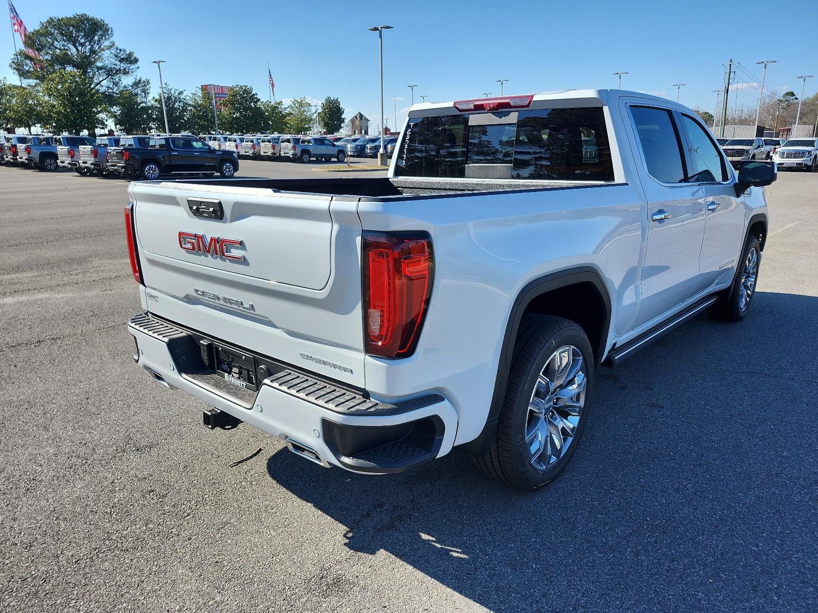 2026 GMC Sierra 1500 Crew Cab Short Box 4-Wheel Drive Denali
