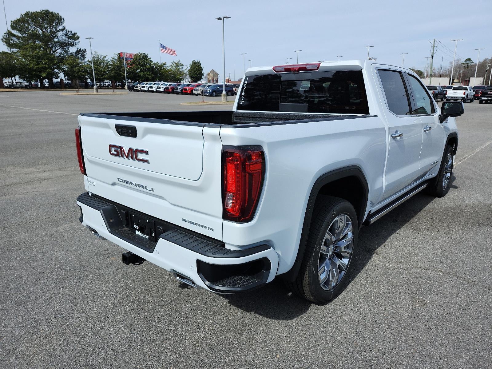2026 GMC Sierra 1500 Crew Cab Short Box 4-Wheel Drive Denali