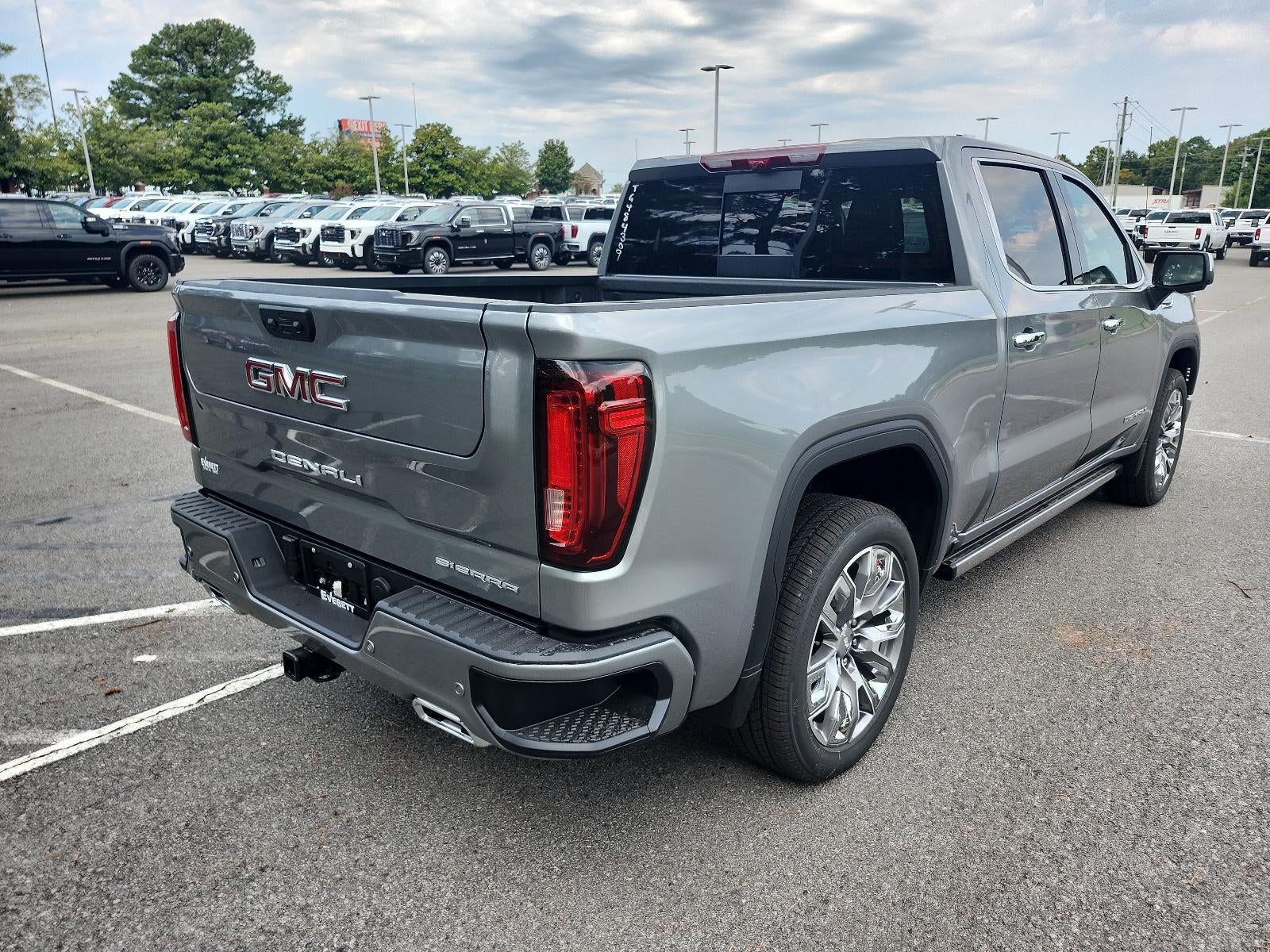 2026 GMC Sierra 1500 Crew Cab Short Box 4-Wheel Drive Denali
