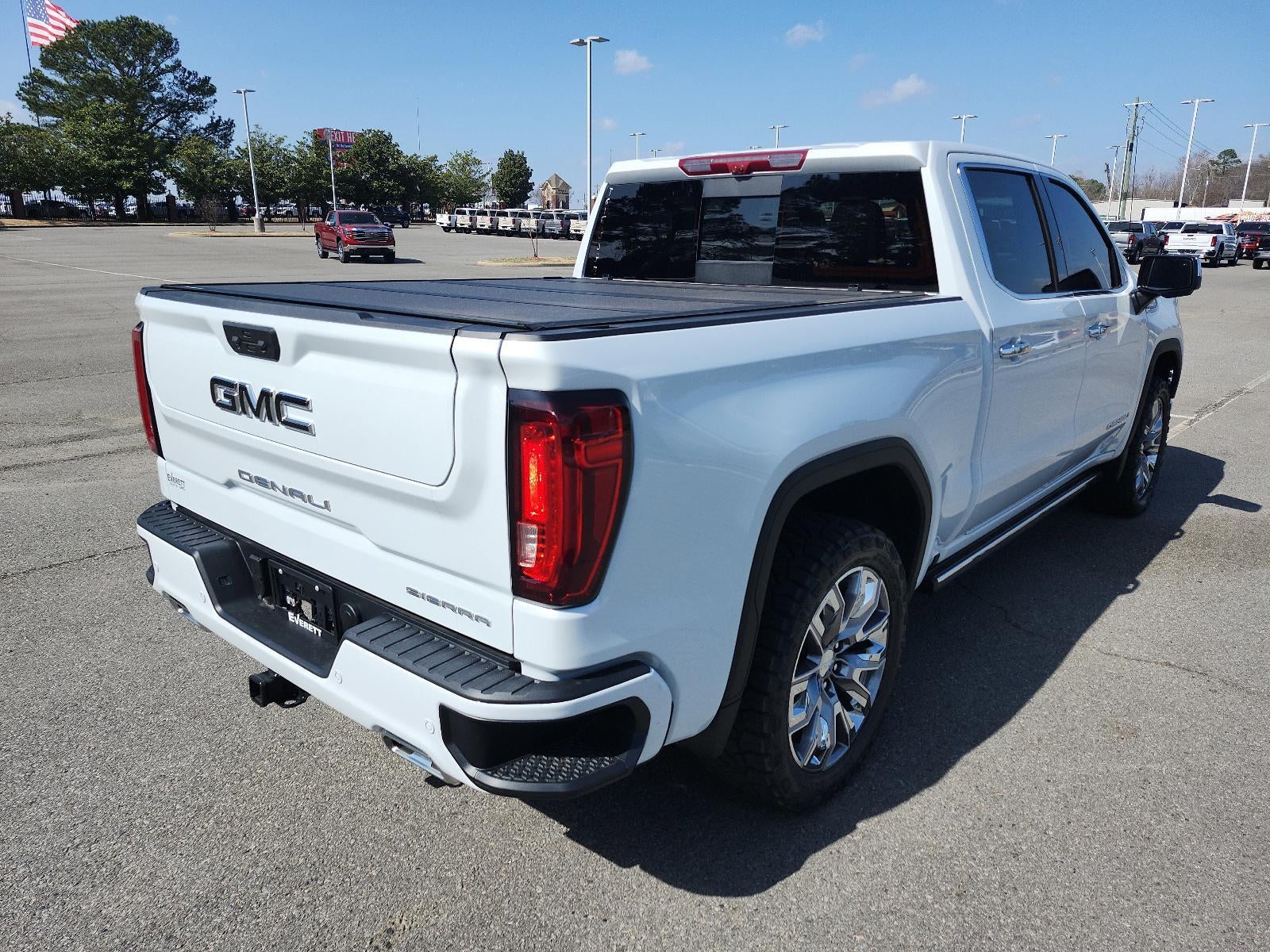 2026 GMC Sierra 1500 Crew Cab Short Box 4-Wheel Drive Denali