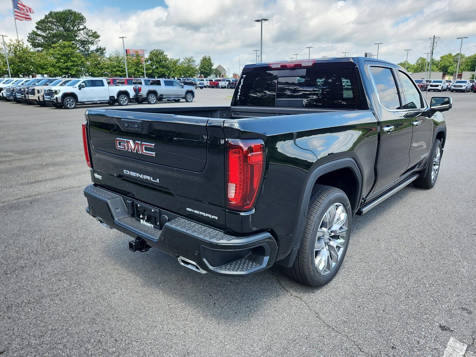 2026 GMC Sierra 1500 Crew Cab Short Box 4-Wheel Drive Denali