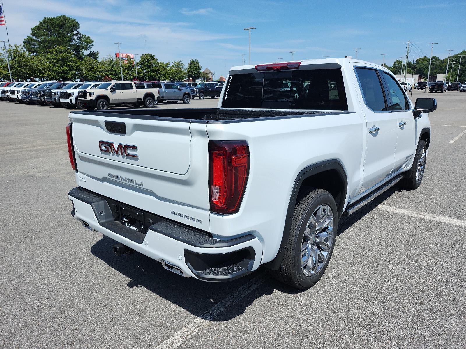2026 GMC Sierra 1500 Crew Cab Short Box 4-Wheel Drive Denali