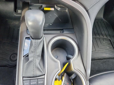 2023 Toyota Camry Hybrid XLE