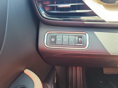 2027 Buick Enclave 4dr Preferred w/1SD