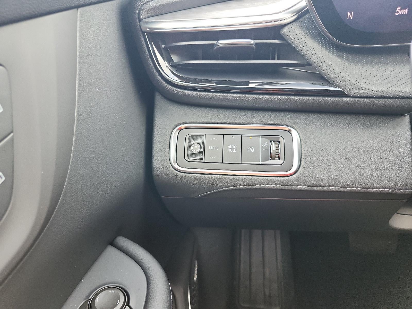 2027 Buick Enclave 4dr Preferred w/1SD
