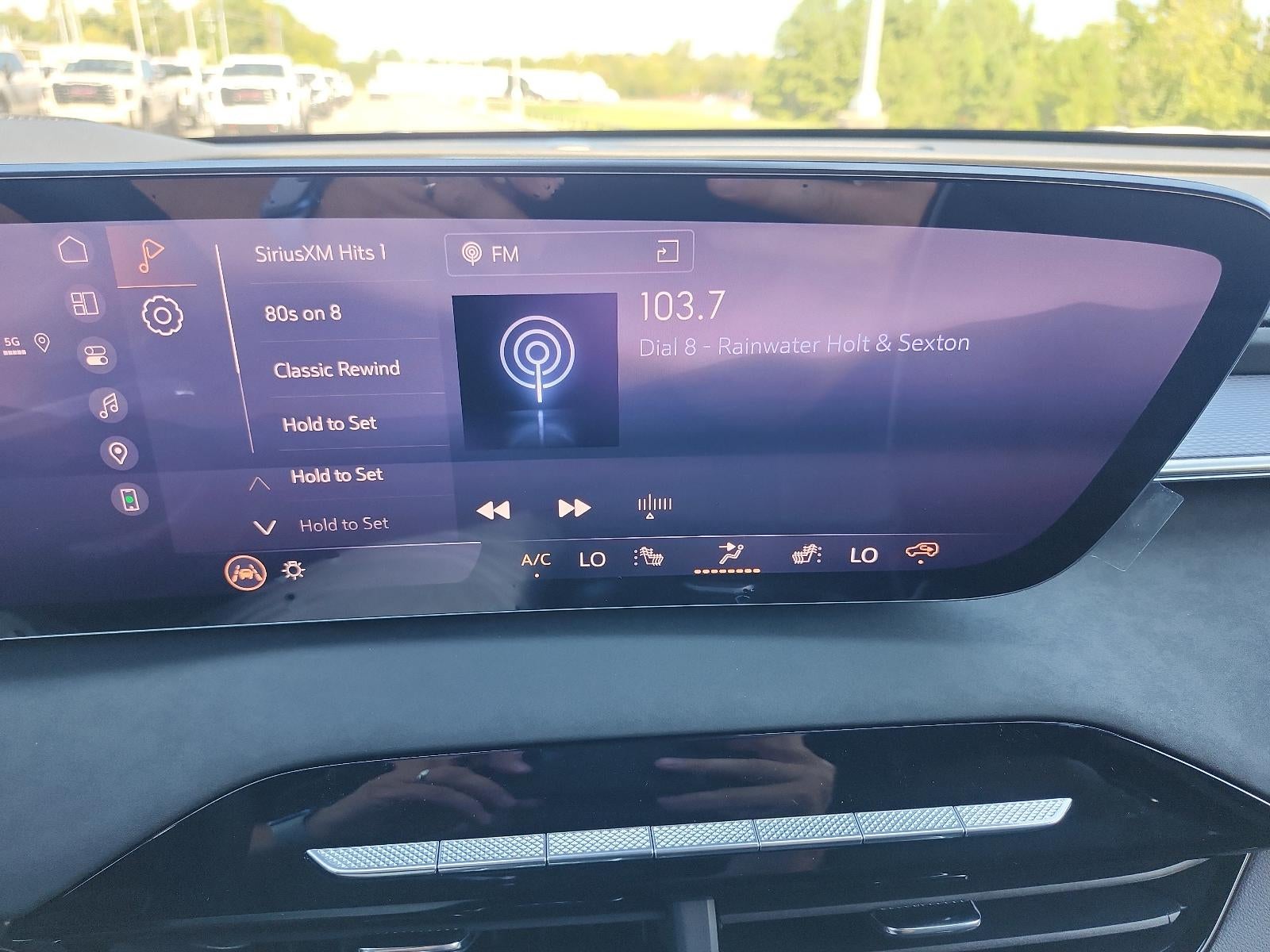2027 Buick Enclave 4dr Sport Touring