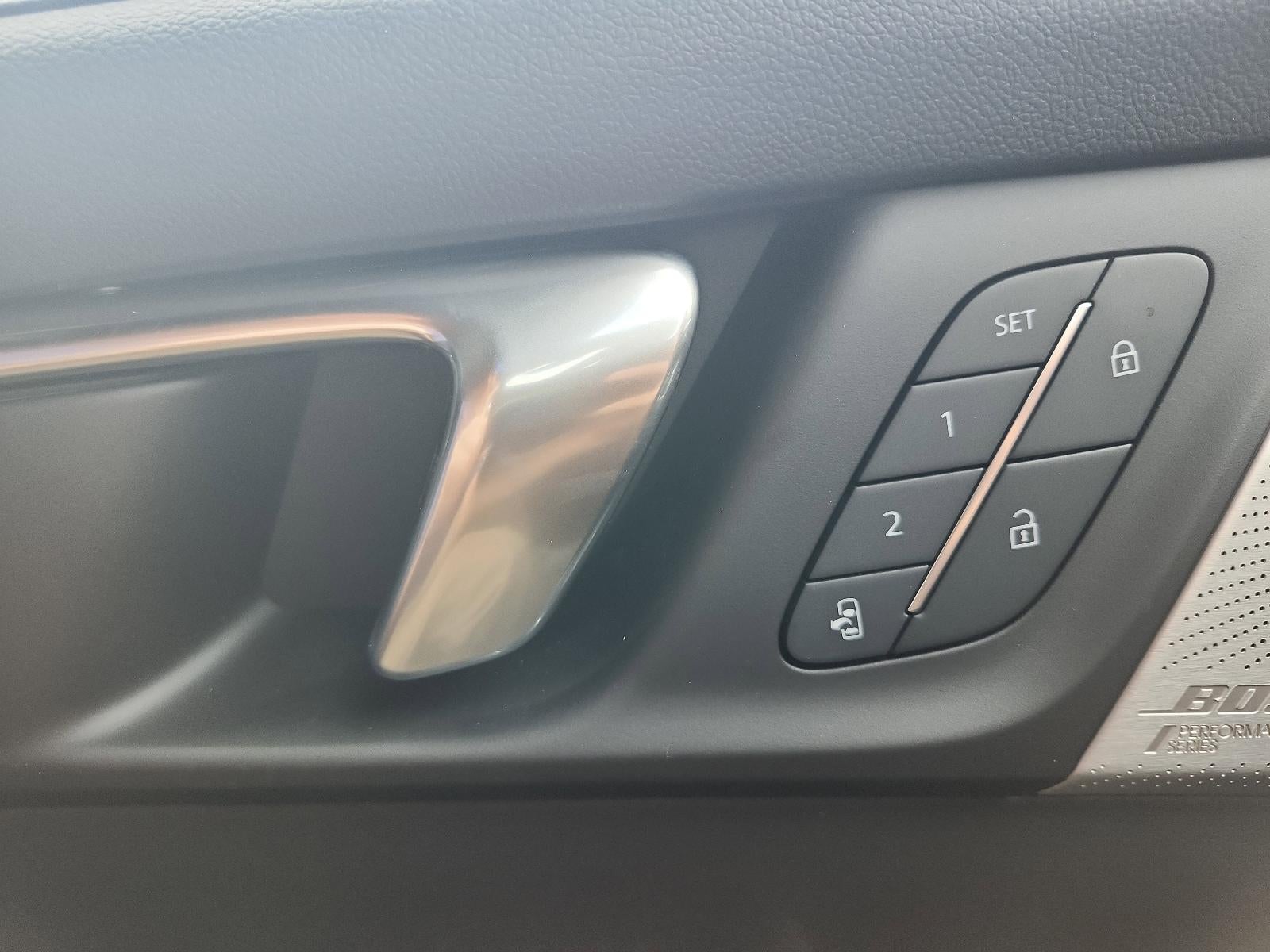 2026 Buick Enclave 4dr Avenir