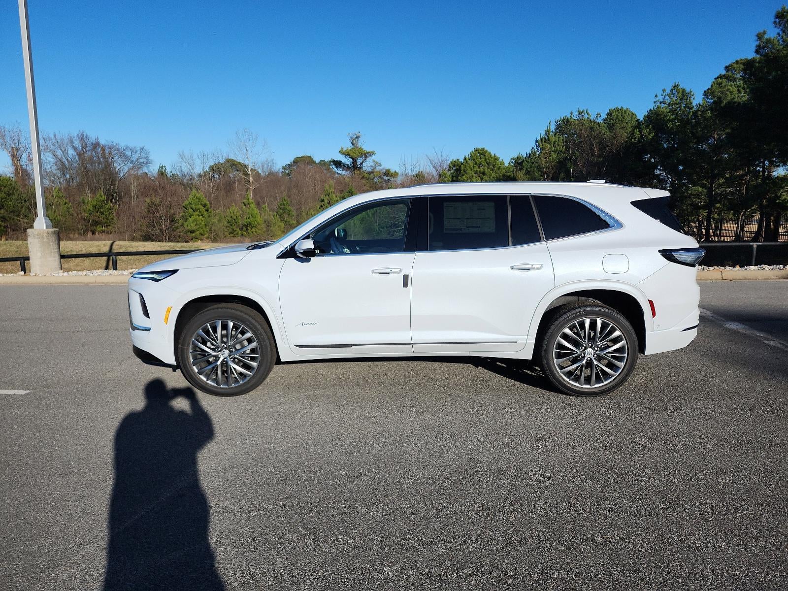 2026 Buick Enclave 4dr Avenir
