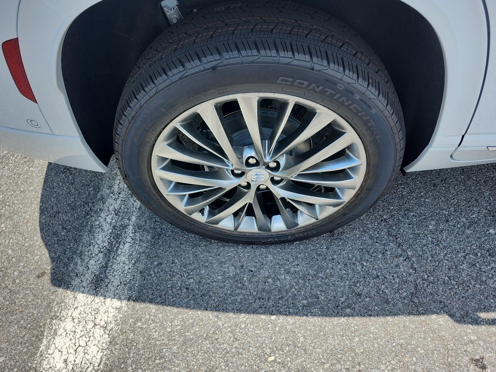 2026 Buick Enclave 4dr Avenir