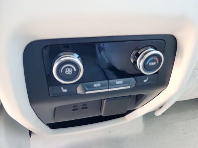 2026 Buick Enclave 4dr Avenir