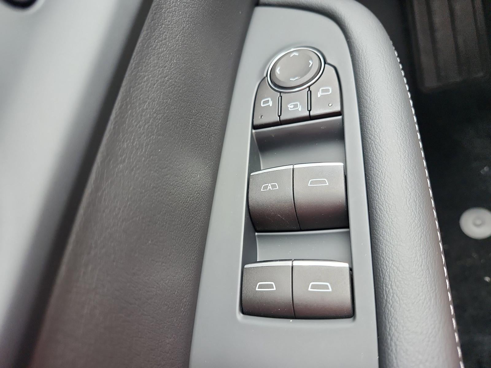 2025 Buick Enclave 4dr Avenir