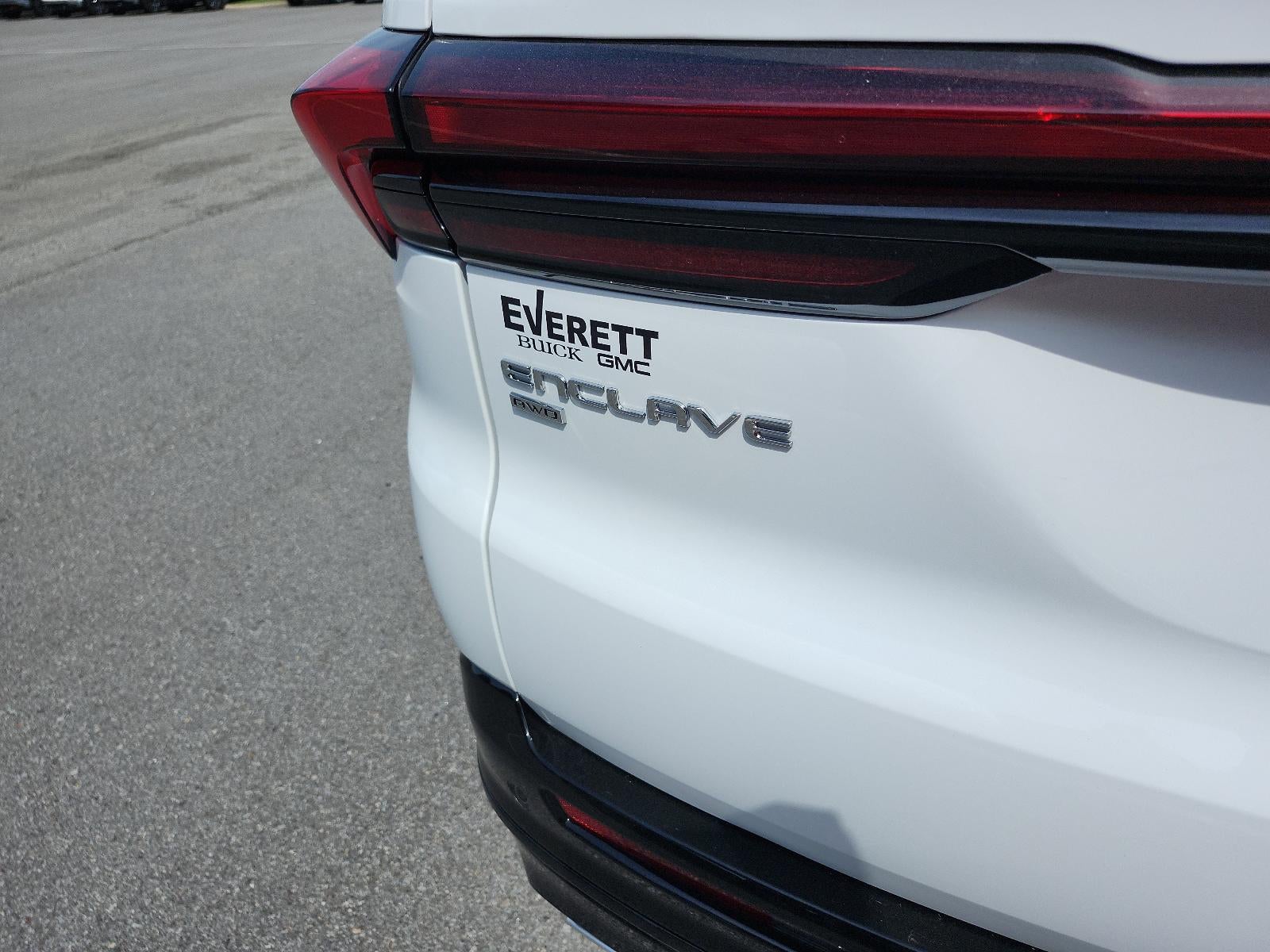 2026 Buick Enclave 4dr Sport Touring