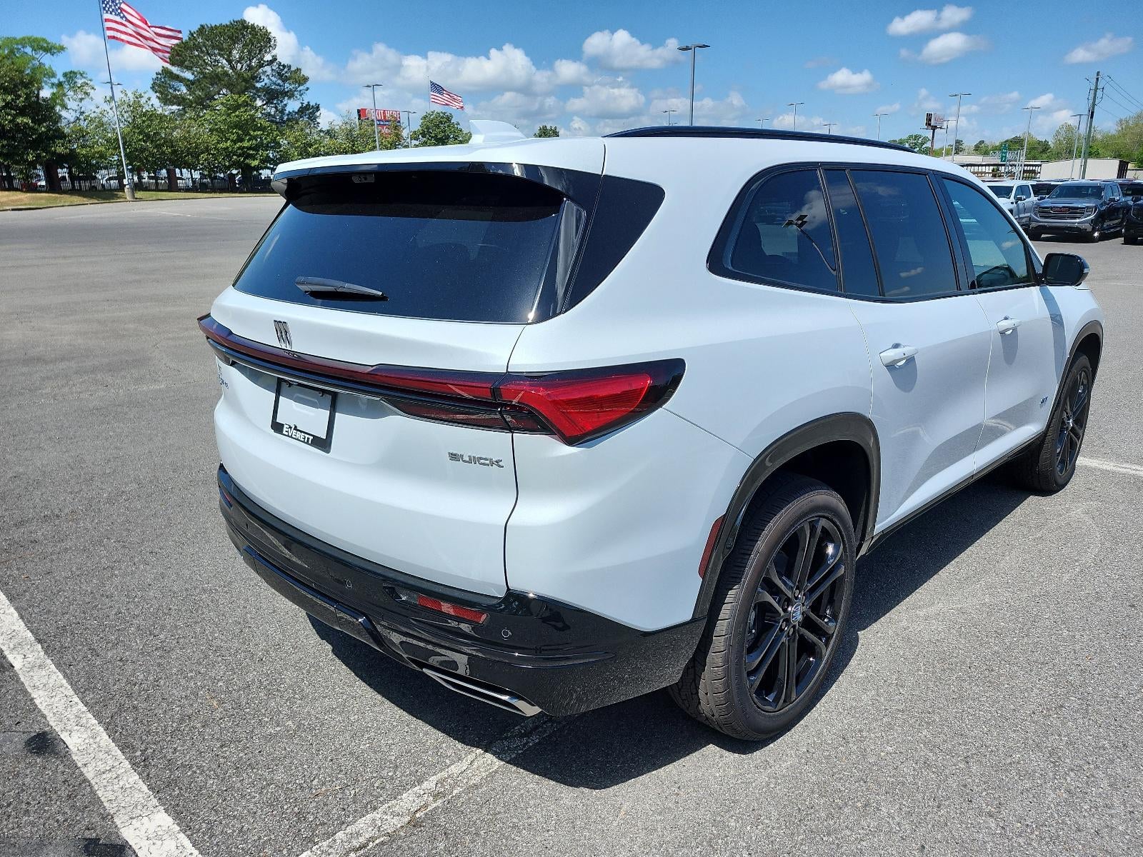 2026 Buick Enclave 4dr Sport Touring