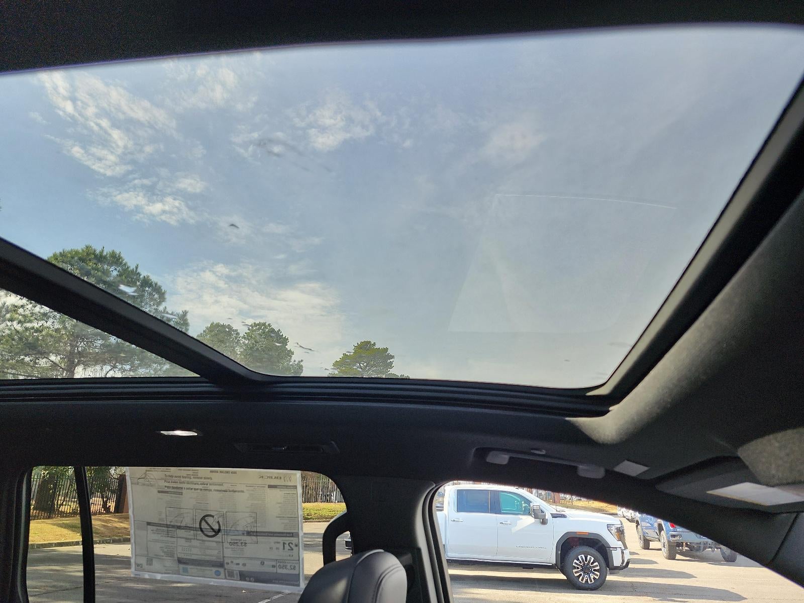 2026 Buick Enclave 4dr Avenir