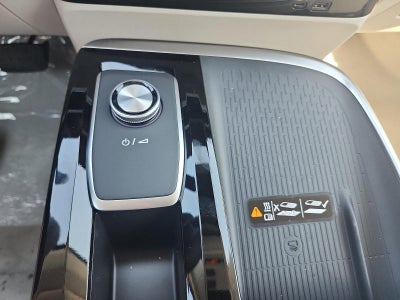 2027 Buick Enclave 4dr Avenir