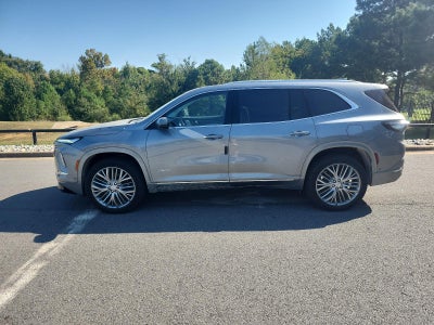 2027 Buick Enclave 4dr Avenir