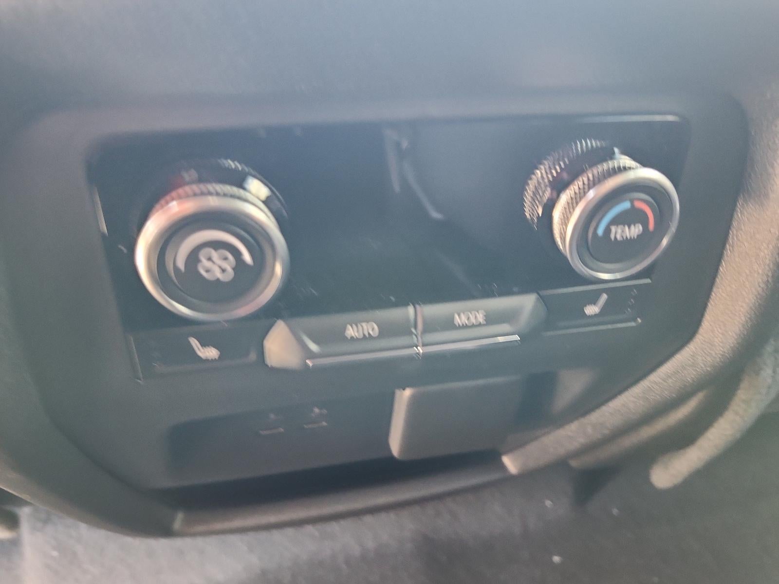 2027 Buick Enclave 4dr Avenir