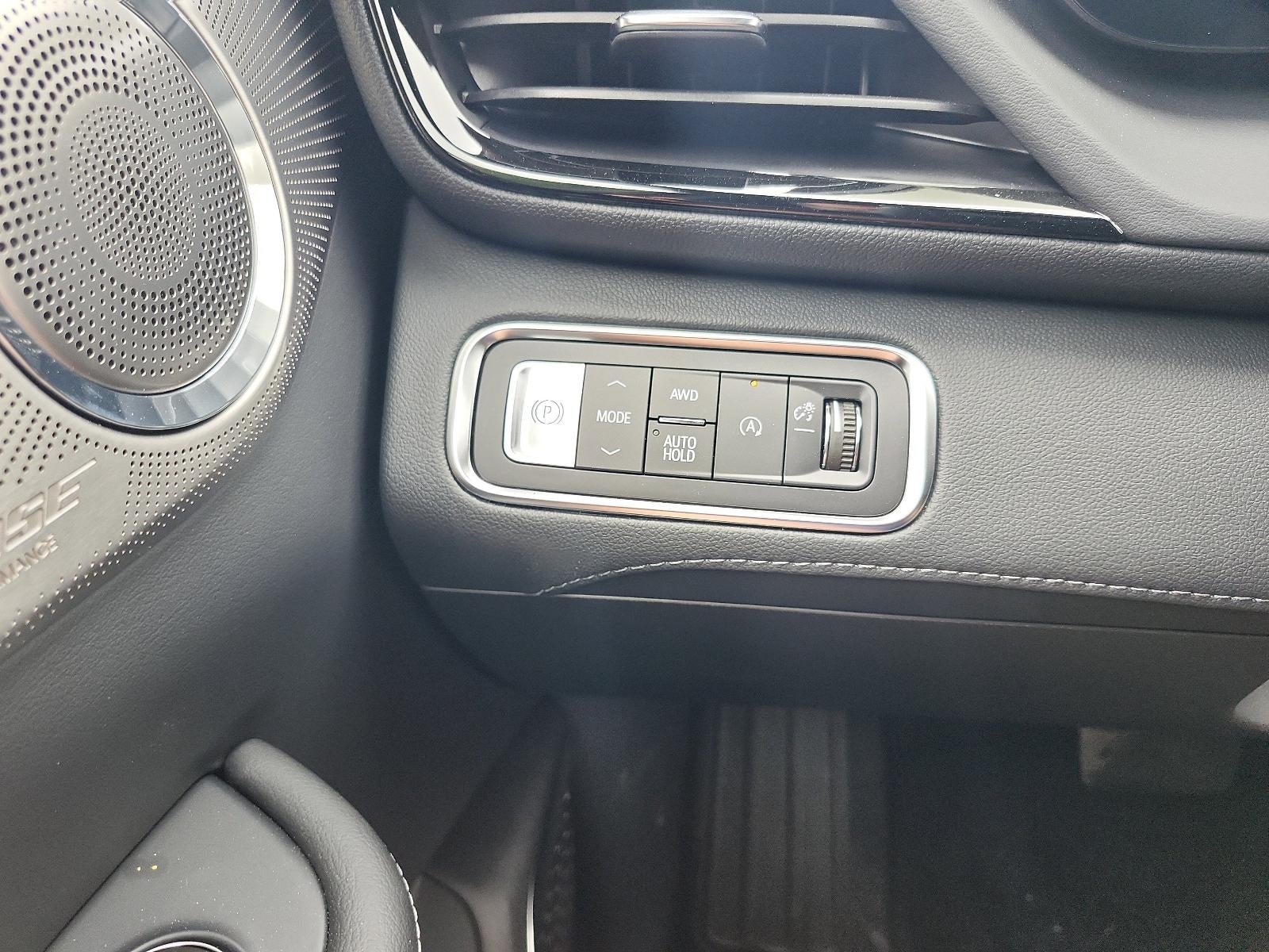 2026 Buick Enclave 4dr Avenir