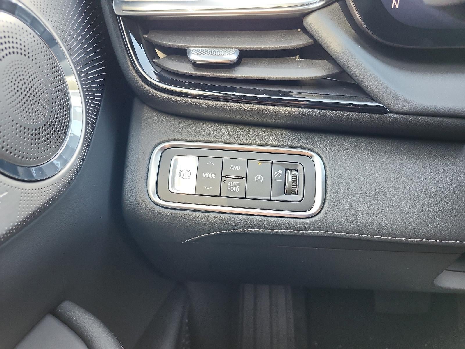 2026 Buick Enclave 4dr Avenir
