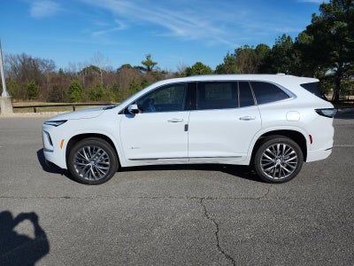 2026 Buick Enclave 4dr Avenir