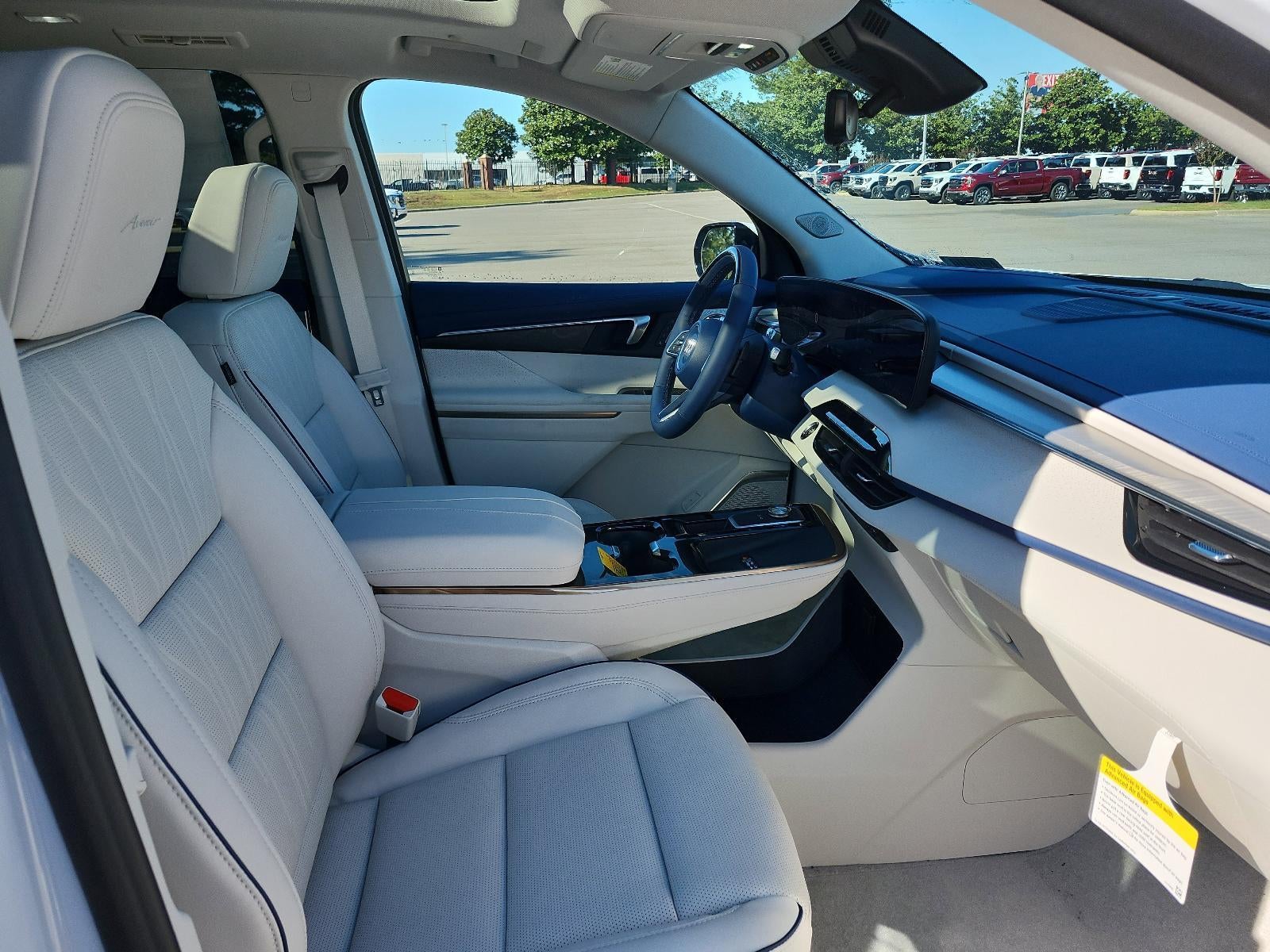 2026 Buick Enclave 4dr Avenir