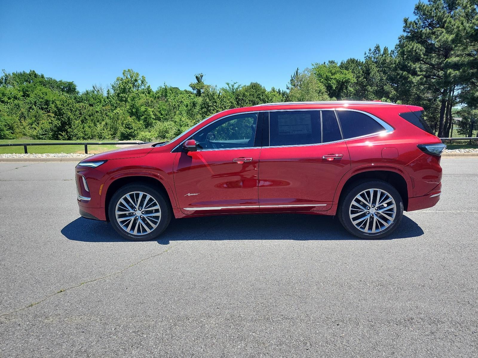 2026 Buick Enclave 4dr Avenir