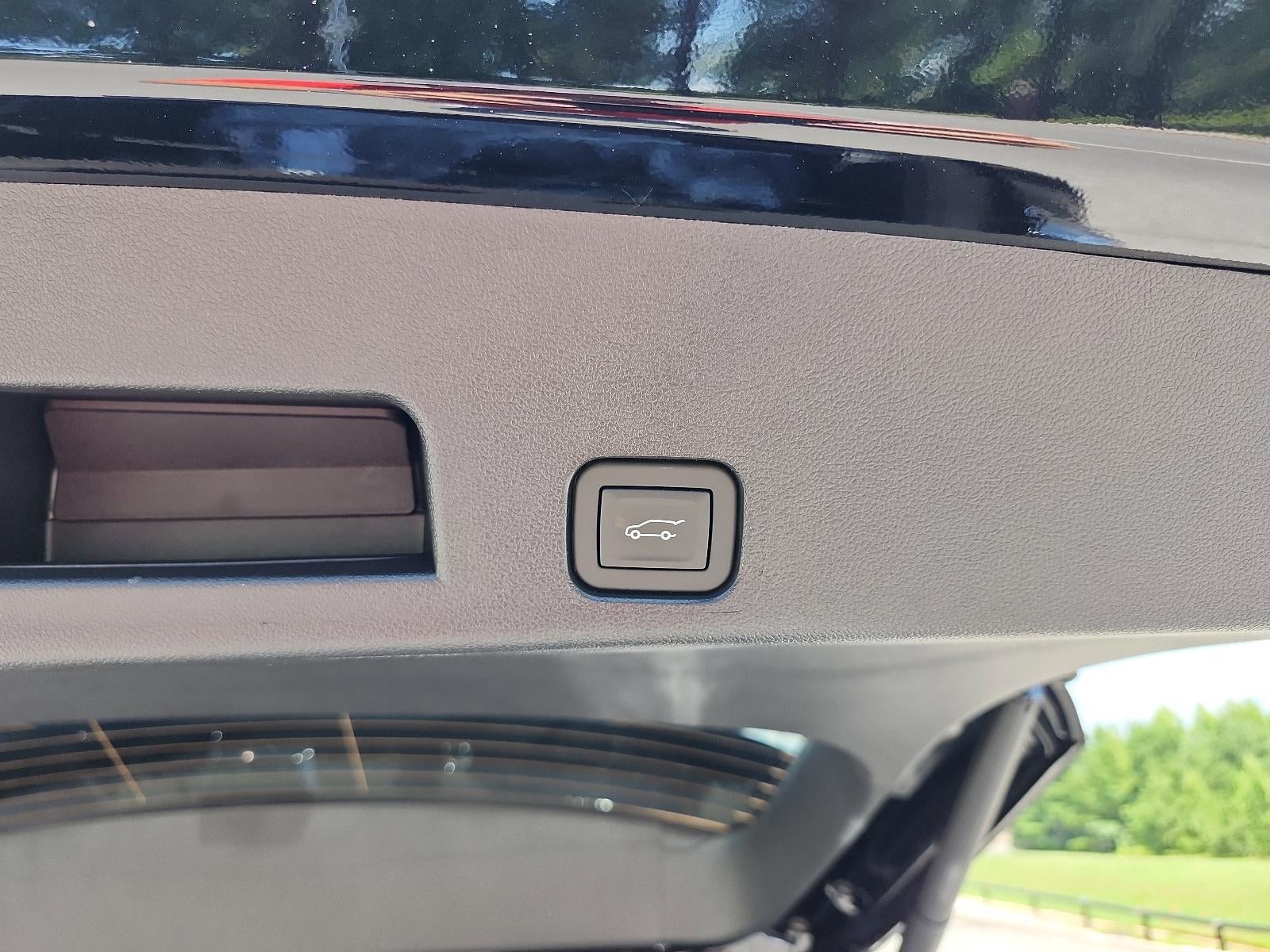 2025 Buick Enclave 4dr Avenir