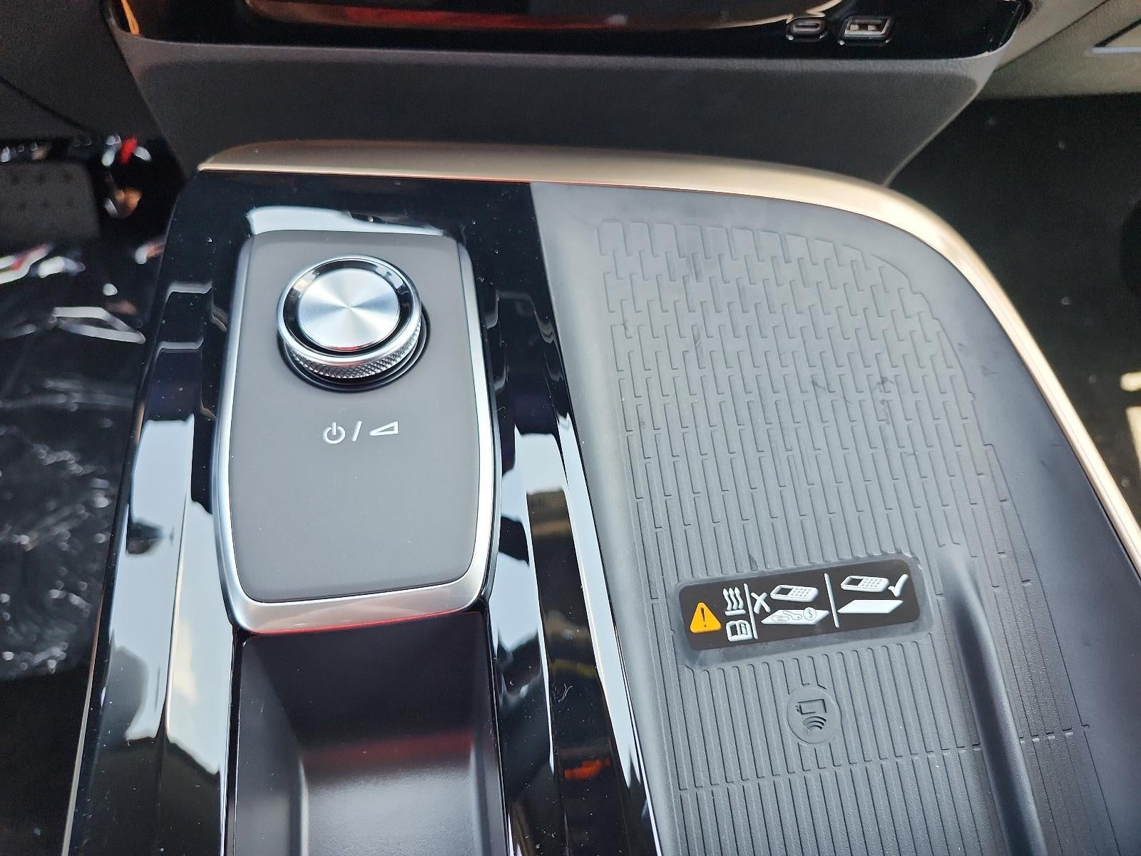 2025 Buick Enclave 4dr Avenir