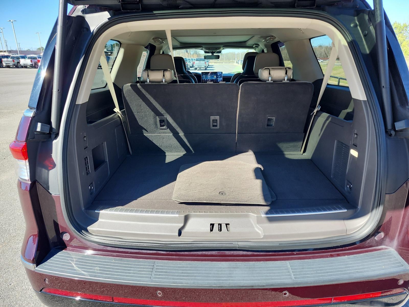 2023 Lincoln Navigator L Reserve