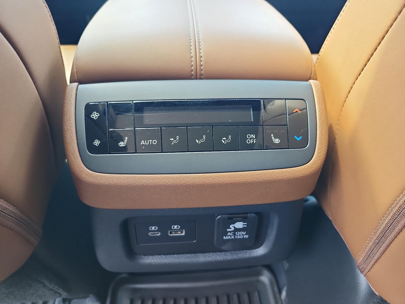 2025 Nissan Pathfinder Platinum