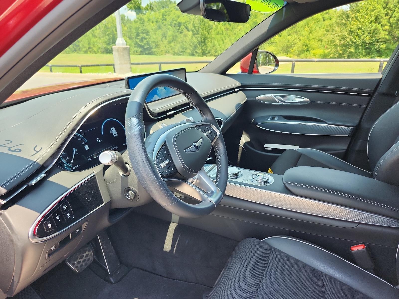 2024 Genesis GV70 2.5T