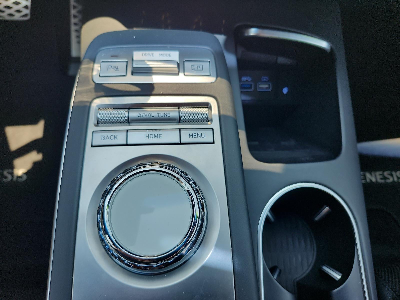 2024 Genesis GV70 2.5T
