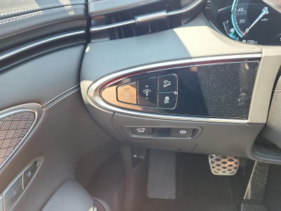 2024 Genesis GV70 2.5T