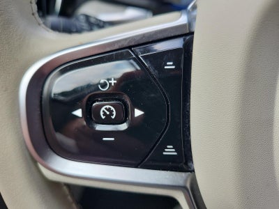 2024 Volvo S60 Plus Dark Theme
